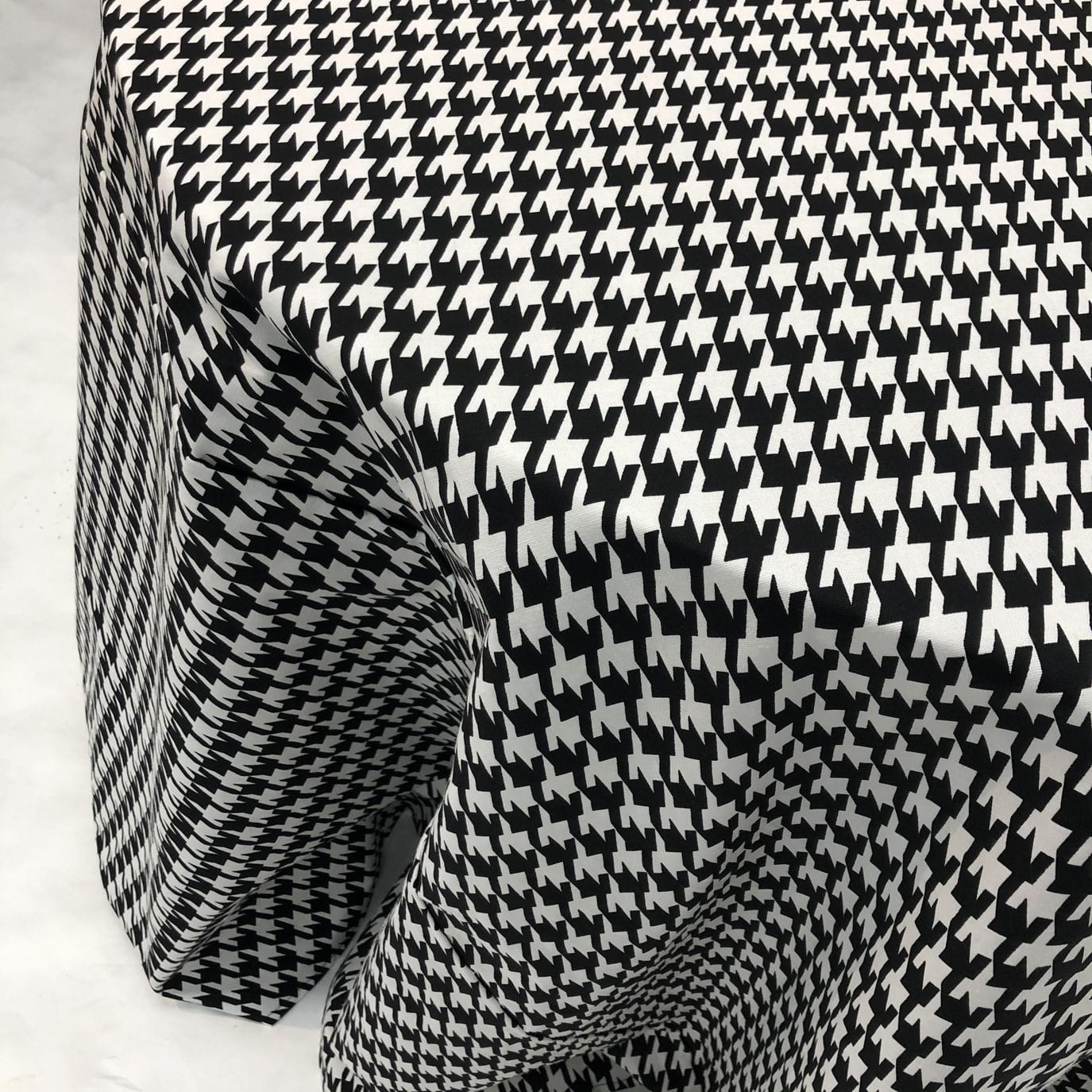 Tablecloth Luxe Texture Black And White Black White Houndstooth Cotton Sateen 